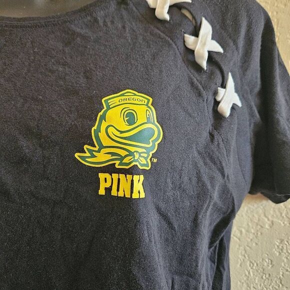 Victoria's Secret PINK x 5th & Ocean Oregon Ducks T-shirt - Picture 3 of 7